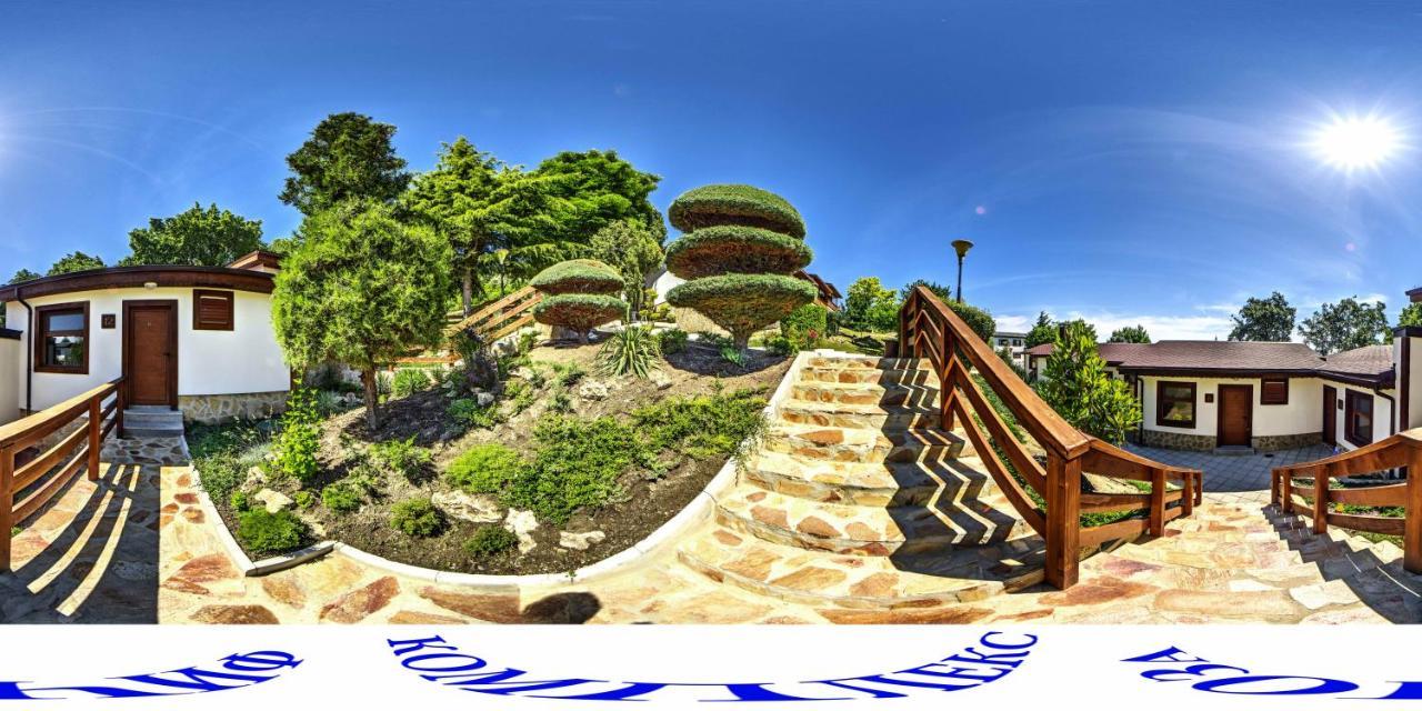 Hotel Complex Fichoza à Varna Extérieur photo