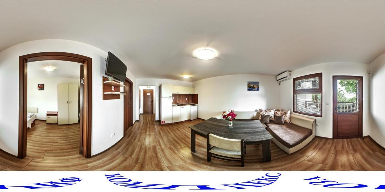 Hotel Complex Fichoza à Varna Extérieur photo