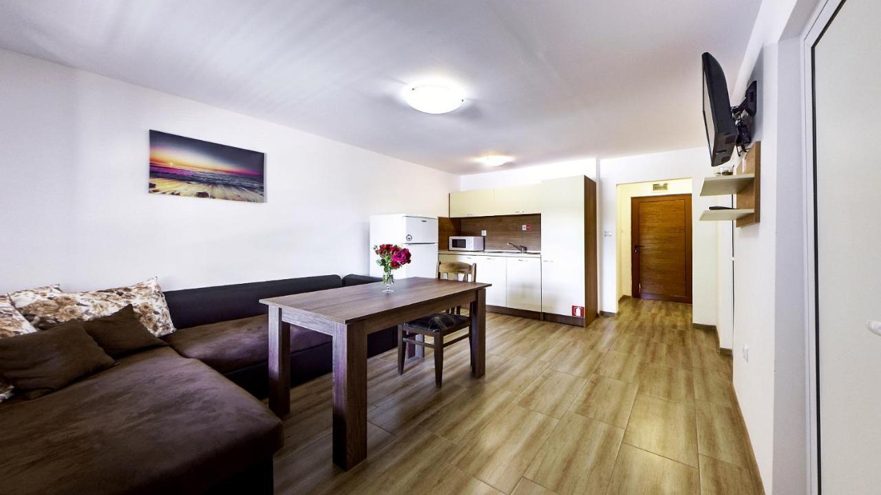 Hotel Complex Fichoza à Varna Extérieur photo
