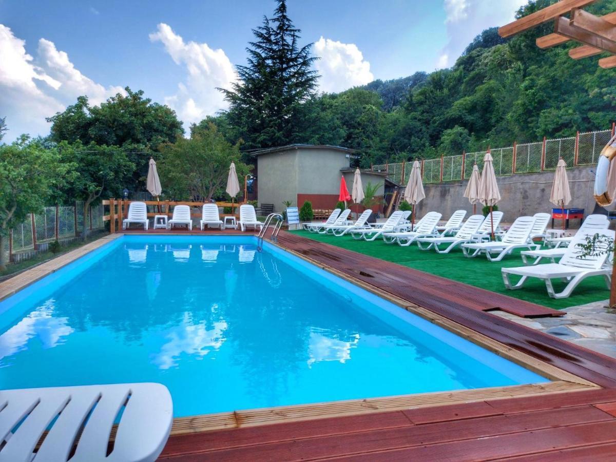 Hotel Complex Fichoza à Varna Extérieur photo
