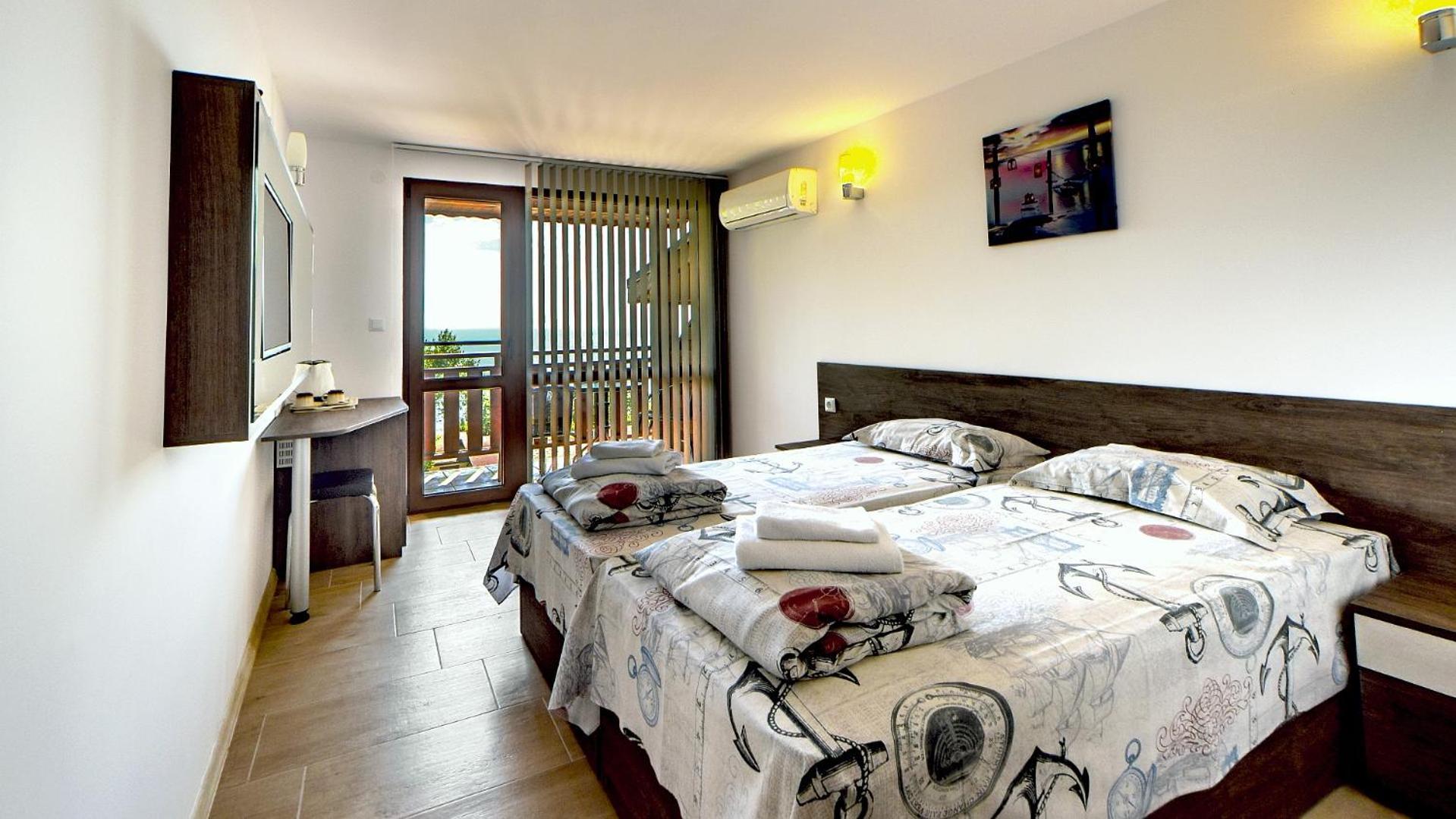 Hotel Complex Fichoza à Varna Extérieur photo