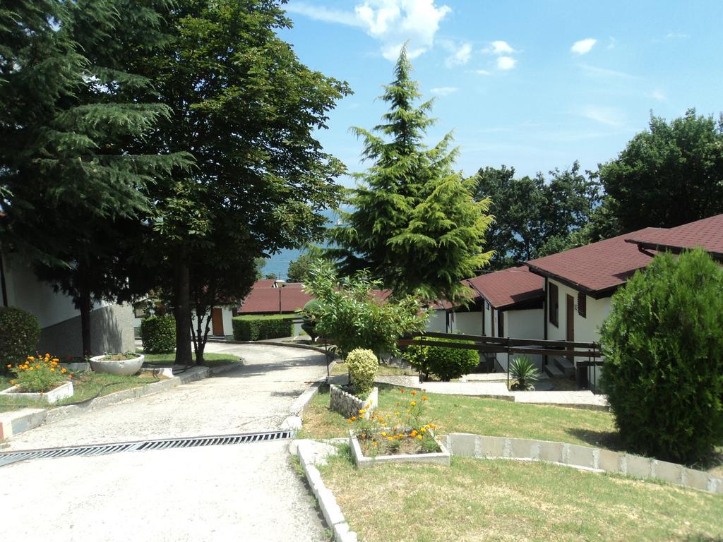 Hotel Complex Fichoza à Varna Extérieur photo